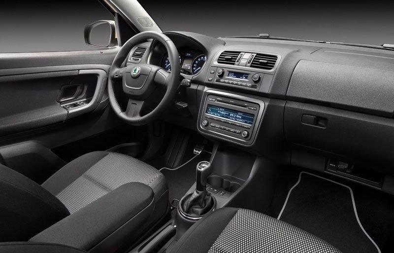 Škoda Roomster (2010 - 2015) - AutoManiac