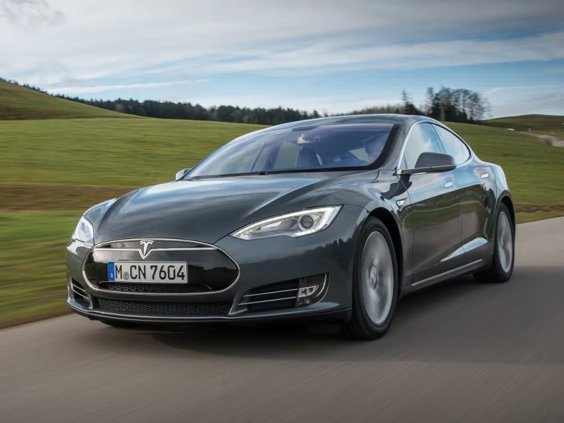 Tesla Model S 2012 foto