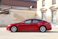 Tesla Model S 2016 foto 2