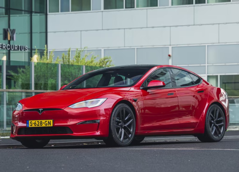 Tesla Model S 2021 foto