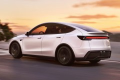 Tesla Model Y 2025 photo image 3