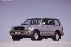 Toyota Land Cruiser 1998 100 photo image 4