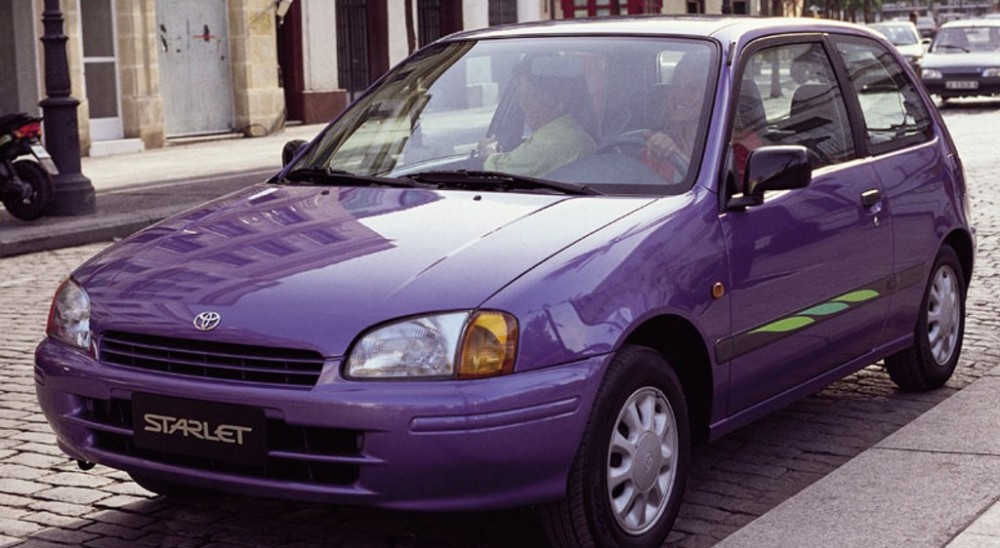 Toyota Starlet 1996 foto attēls