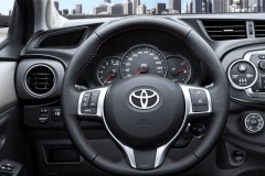 Toyota Yaris 2011 3 puerta foto 1