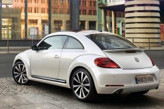 Volkswagen Beetle 2011 hečbeka foto attēls 7