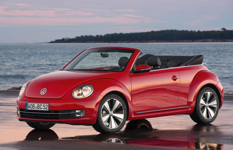 Volkswagen Beetle 2013 Cabrio (2013 - 2016) reviews, technical