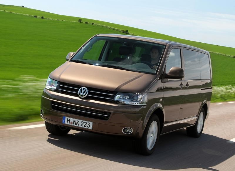 Volkswagen Multivan 2010 T5 (2010 - 2015) reviews, technical data, prices