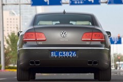 Volkswagen Phaeton 2010 foto attēls 4
