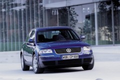 Volkswagen Passat 2000 sedan foto 1