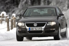 Volkswagen Passat sedana foto attēls 8