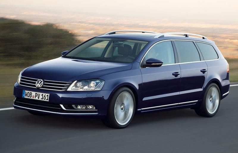 Volkswagen Passat 2010 foto attēls