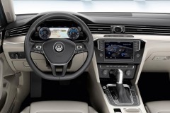 Volkswagen Passat Variant universāla foto attēls 19