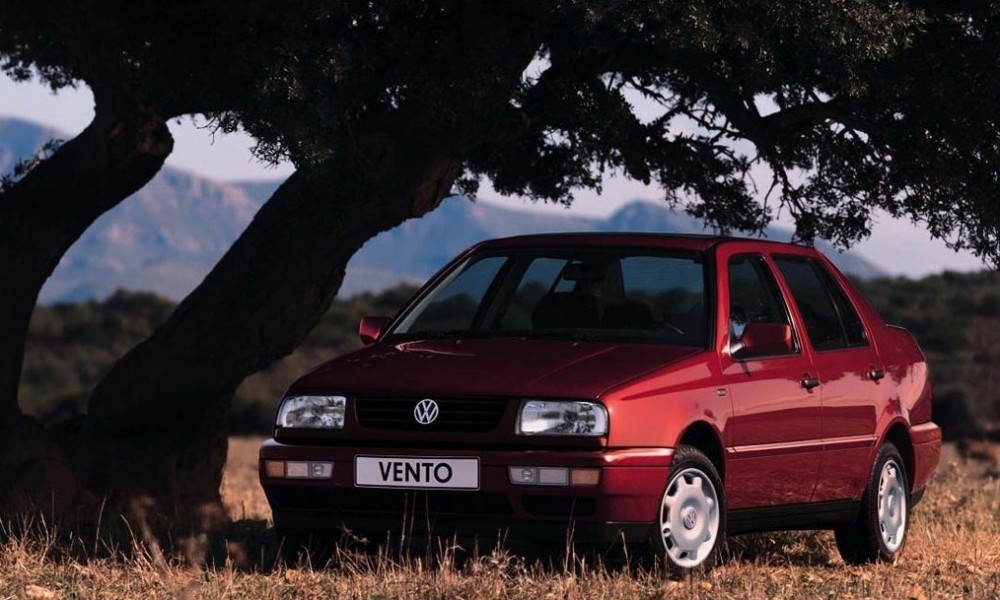 Volkswagen Vento 1992 foto attēls