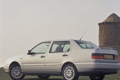 Volkswagen Vento 1992 foto attēls 2