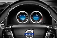 Volvo V60 estate car photo image 1