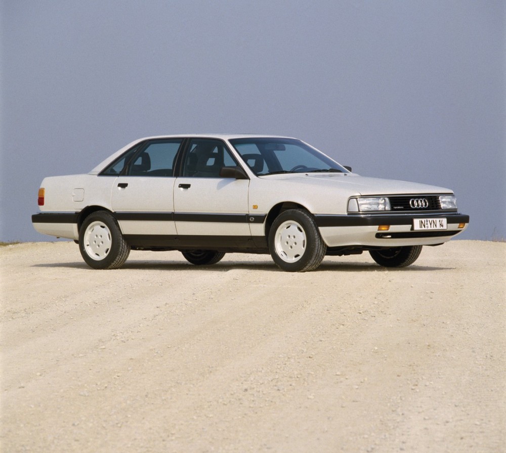 Audi 100 Sedan 1988 - 1991 reviews, technical data, prices
