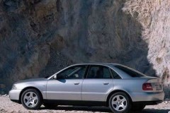 Audi A4 1999 sedana foto attēls 5