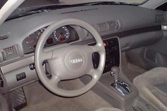 Audi A4 1999 sedana foto attēls 12