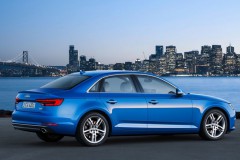 Azul Audi A4 2015 B9 sedan lado