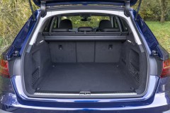 Audi A4 2019 Allroad universāla foto attēls 12