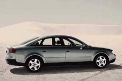 Audi A6 2001 sedana foto attēls 11