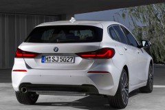 BMW 1 sērijas 2019 F40 hečbeka foto attēls 13