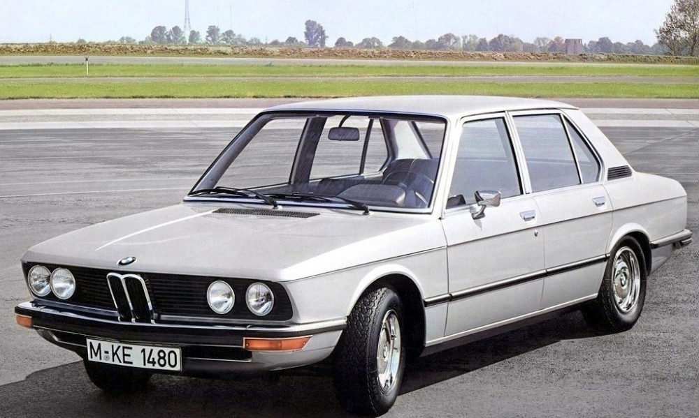 BMW 5 sērija 1974 foto attēls