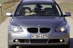 BMW 5 sērijas 2004 Touring E61 universāla foto attēls 6