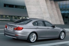 BMW 5 sērijas 2010 F10 sedana foto attēls 6