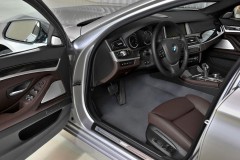 BMW 5 sērijas 2013 F10 sedana foto attēls 12