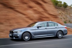 BMW 5 sērijas 2016 G30 sedana foto attēls 6
