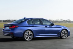 BMW 5 sērijas 2020 G30 sedana foto attēls 9