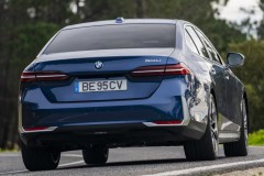 BMW 5 series 2023 G60 sedan photo image 3