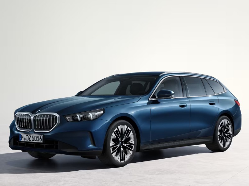 BMW 5 series 2024 photo image
