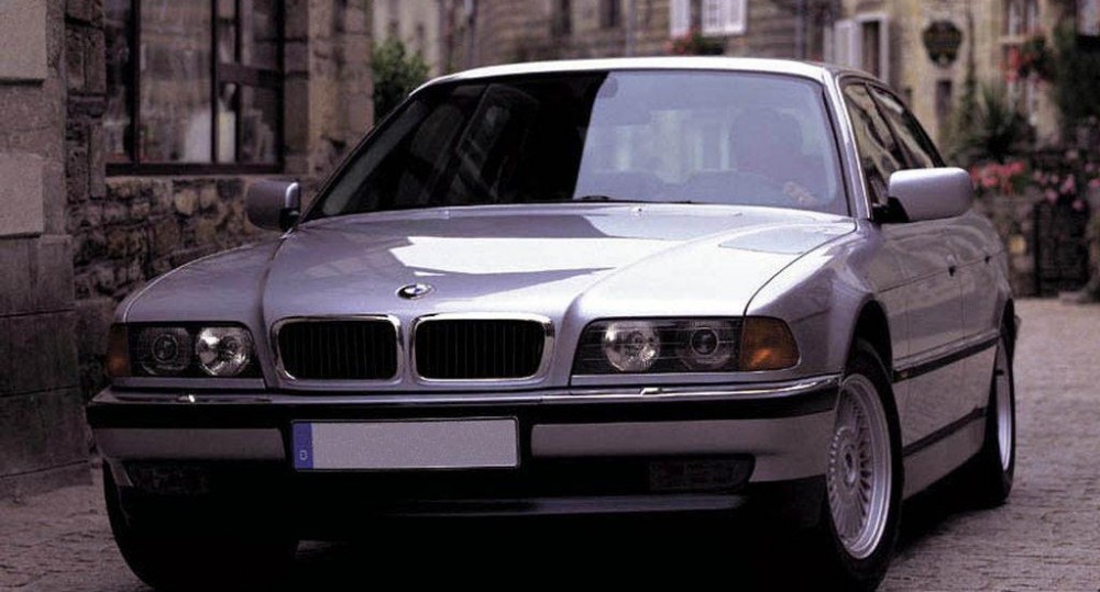SpoilerKing SPK 284G Unpainted Flat Black Trunk Lip Spoiler For BMW E38 7 Series 1994-2001