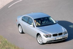 BMW 7 serie E65/E66 sedan foto 2