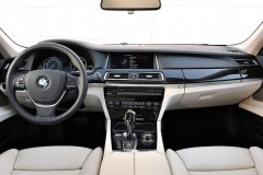 BMW 7 sērijas 2012 F01/02 foto attēls 16