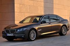 BMW 7 sērijas 2012 F01/02 foto attēls 18