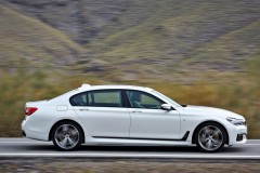 BMW 7 sērijas 2015 G11/G12 foto attēls 14