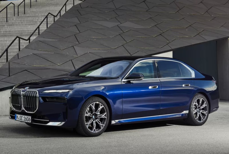 BMW 7 series 2022 photo image