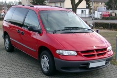 Chrysler Voyager 1996 foto attēls 1