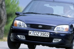 Ford Fiesta 1999 hečbeka foto attēls 1