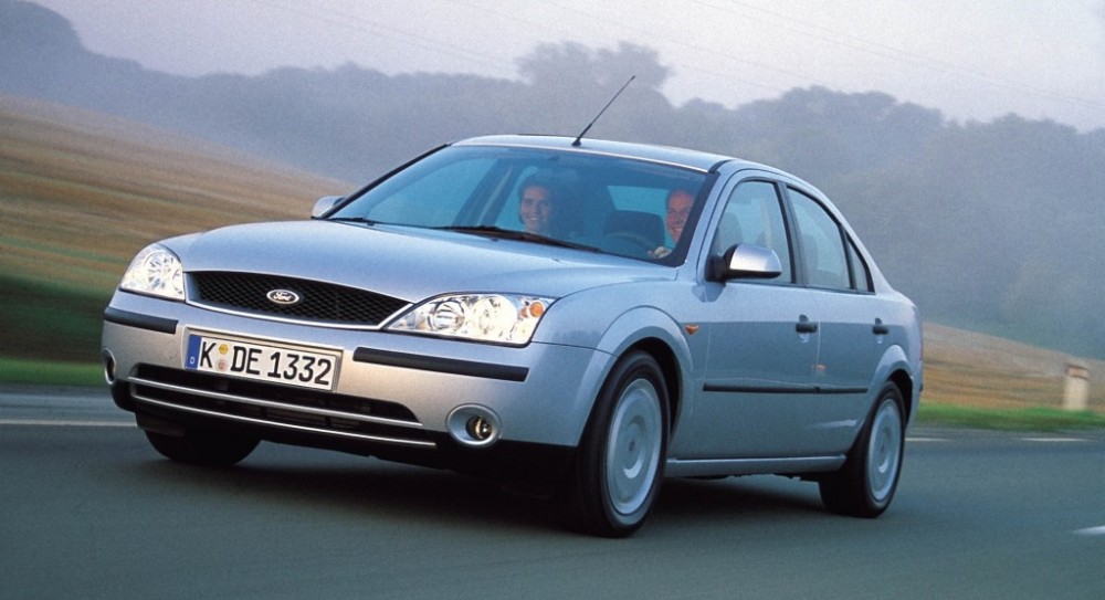  Ford Mondeo 2000 2.0 TDCi 130 Hp (2001, 2002, 2003) opiniones,  especificaciones técnicos, precios