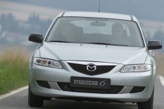 Mazda 6 2002 hečbeka foto attēls 2