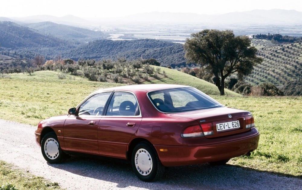  Mazda 626 1995 Sedán (1995 - 1998) opiniones, datos técnicos, precios