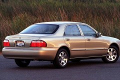 Mazda 626 1997 sedana foto attēls 3