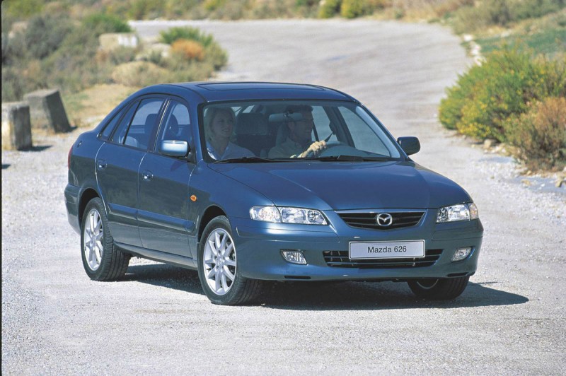 Mazda 626 1999  DiTD (2000, 2001, 2002) reviews, technical data, prices