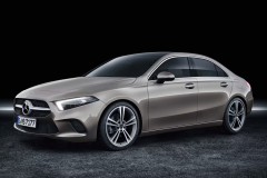 Mercedes A clase 2018 V177 sedan foto 1