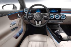 Mercedes A clase 2018 V177 sedan foto 5