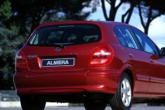 Nissan Almera 2000 hatchback photo image 2